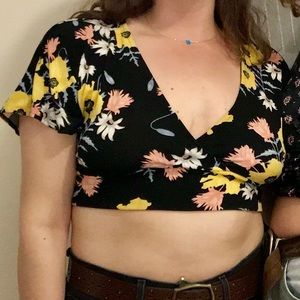 H&M floral crop top M